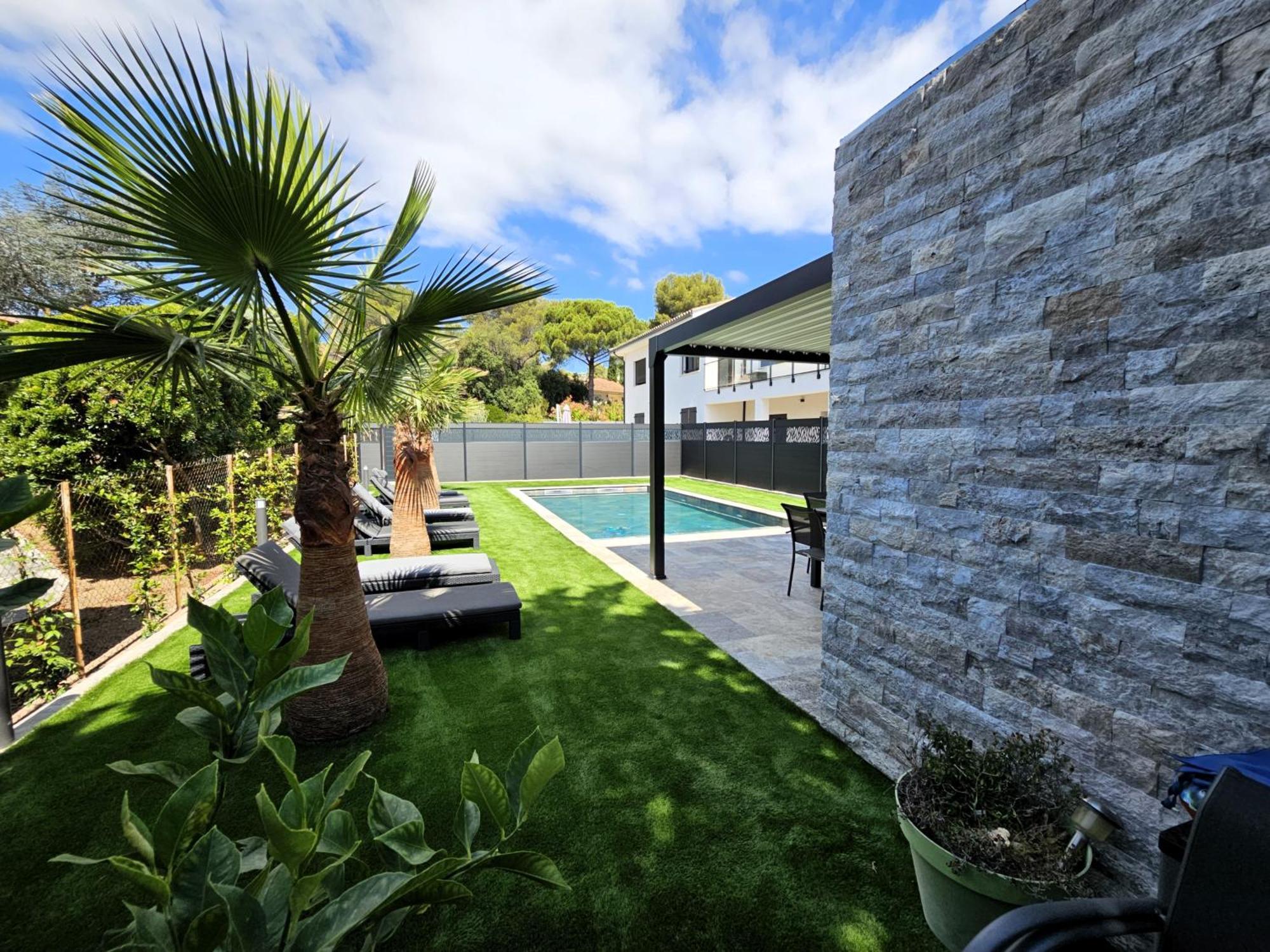 Etoile Du Berger Saint Aygulf 3 Villas Et 4 Appartements Jardin Individuel Et Piscine Chauffee En Saison - La Mer Et Les Plages 450 M Kültér fotó