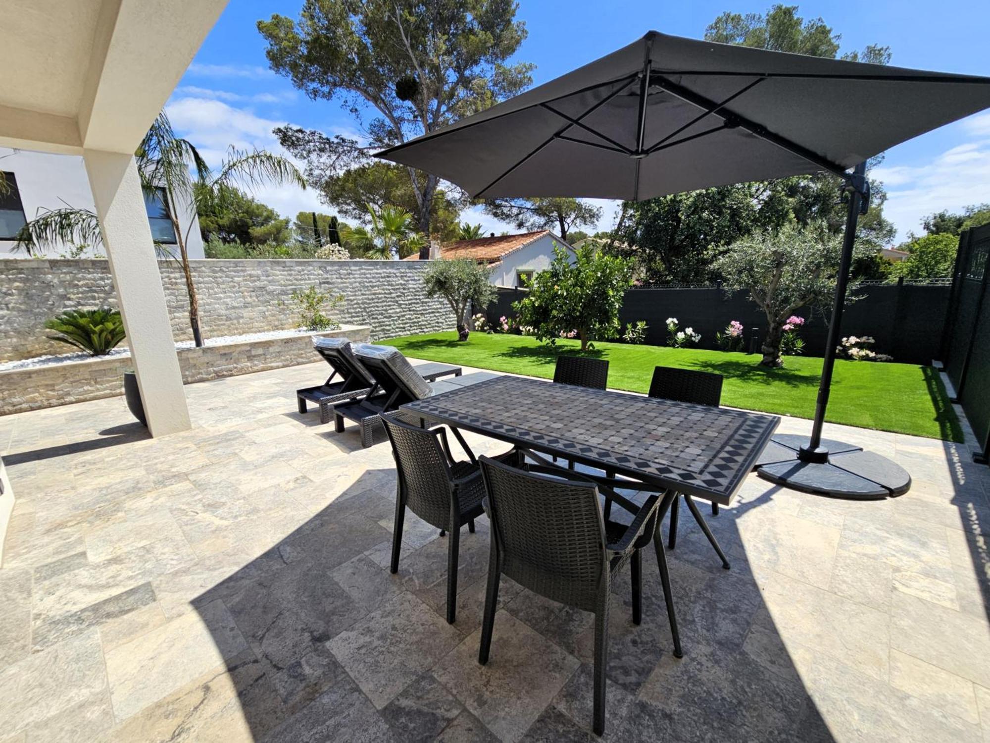 Etoile Du Berger Saint Aygulf 3 Villas Et 4 Appartements Jardin Individuel Et Piscine Chauffee En Saison - La Mer Et Les Plages 450 M Kültér fotó