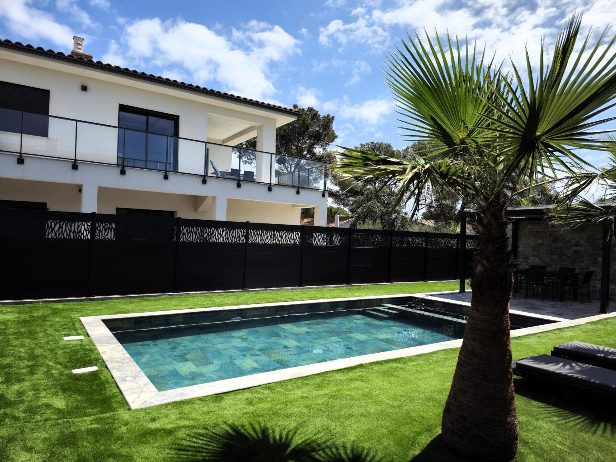 Etoile Du Berger Saint Aygulf 3 Villas Et 4 Appartements Jardin Individuel Et Piscine Chauffee En Saison - La Mer Et Les Plages 450 M Kültér fotó